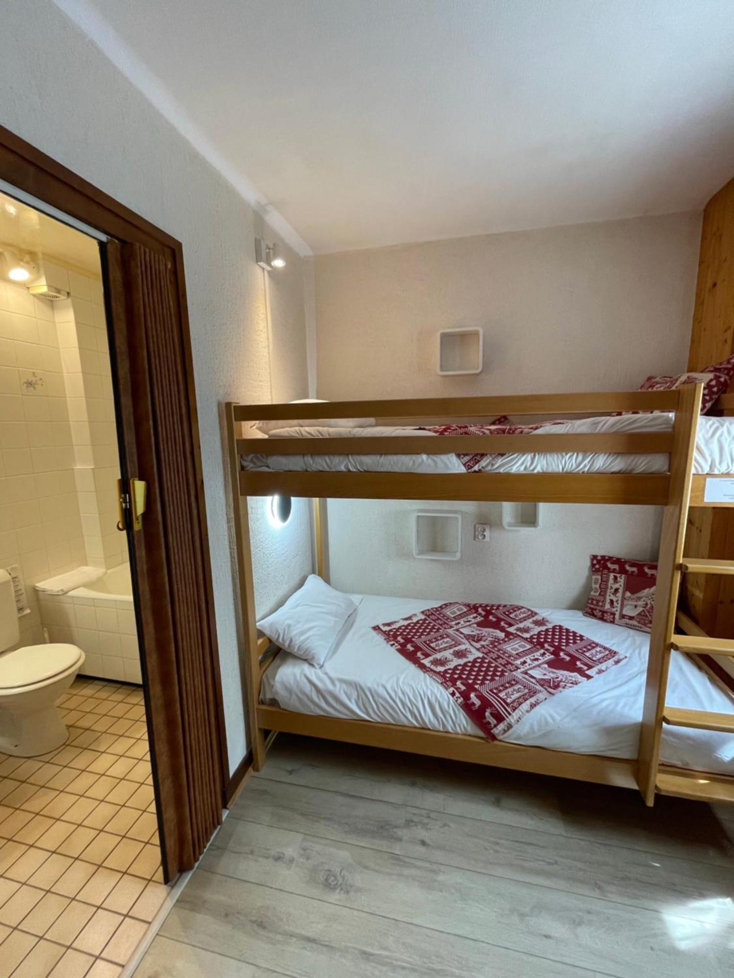 Hotel Les Granits Комблу Экстерьер фото